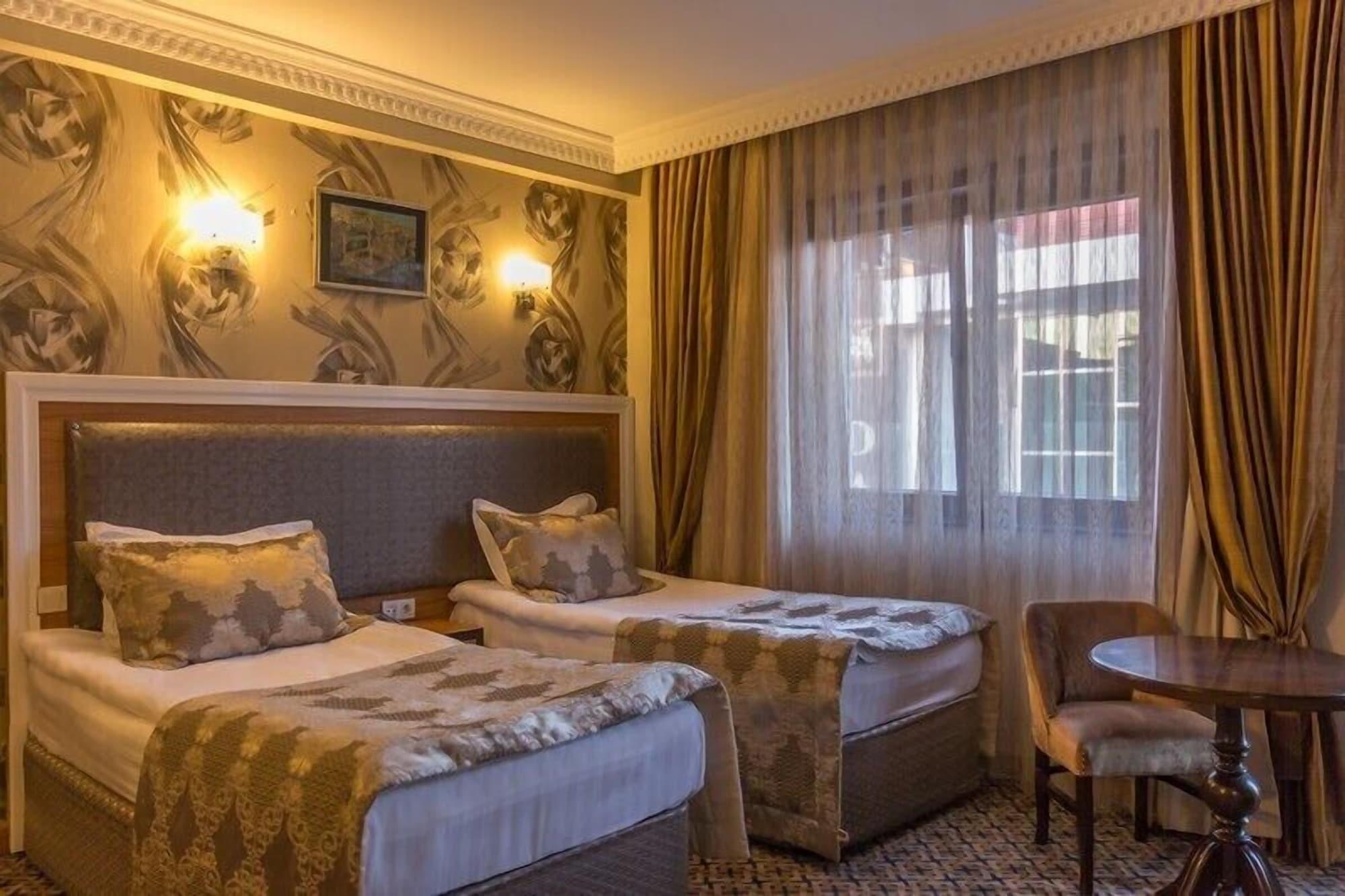 Grand Rosa Hotel Истанбул Екстериор снимка